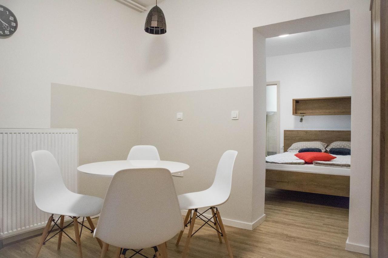 Jantar Apartmaji 노보메스토 외부 사진