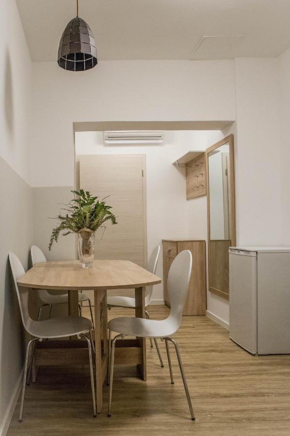 Jantar Apartmaji 노보메스토 외부 사진